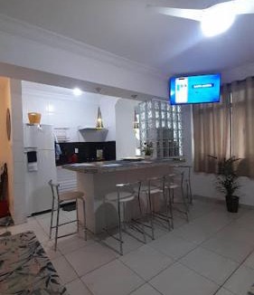 Centro Apartment | Apê centro Ubatuba frente a orla 2 qtos Ar 5p vaga estac