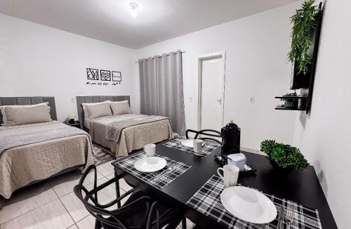 Santa Terezinha Apartment | Apê completo p/3 vaga + Wi-Fi