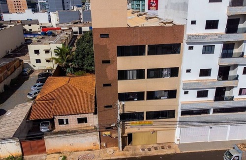 Vicente Pires House | Ap Com Suite ,wi-fi 500mb , Estacionamento, Elevador, Cozinha Completa , Jr Catito