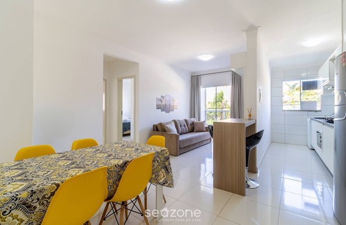 Ingleses Centro Apartment | Ap W/bbq 2 Bedrooms 900m From the Beach - Rob203