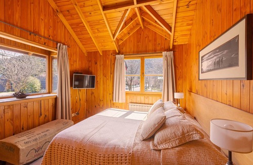 Lanin National Park Cabin | Apart Hotel Y Spa Naum. San Martin de los Andes, Centro