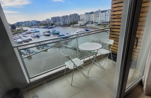 Nordelta Apartment | Apart Departamento con balcon al rio en condominio de la bahia de Nordelta loft wyndham