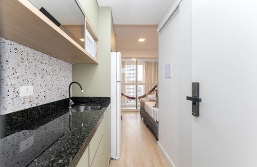 Matriz Apartment | Apartamento 1307 - Manhattan Tower · Refúgio Urbano no Centro com Rede na Sacada | 3p