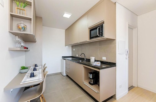 Cristo Rei Apartment | Apartamento 706 - Eixo · Apê Completo c/Cama Queen, A/C e Wi-Fi