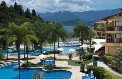 Pontal Apartment | Apartamento Angra dos reis Condomínio Completo com Piscina, Bar Molhado e Acesso à Marina