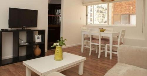 Retiro Apartment | Apartamento Canciller