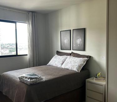 Pioneiros Catarinenses Apartment | Apartamento Completo em Cascavel - Wi-Fi Rápido - Próx Aeroporto e Rodoviária