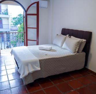Centro Apartment | Apartamento Mauricio · Charme Rústico a Poucos Passos da Praia do Forte