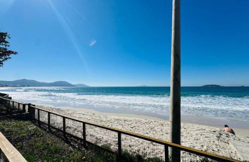 Ingleses Sul Apartment | Apartamento pé na areia com vista para o mar