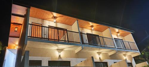 Colinas Capivari Apartment | Apartamento para casal com vista para as montanhas