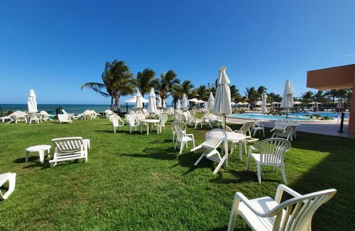 Jenipabu Apartment | Apartment in a condominium right on the sand - Guarajuba/Genipabu.