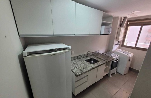 Camorim Apartment | Apartment in Barra Olímpica with kitchen and garage.