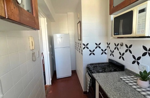 Comuna 11 Apartment | Apartment of 2 Ambi.muy Bright and Warm