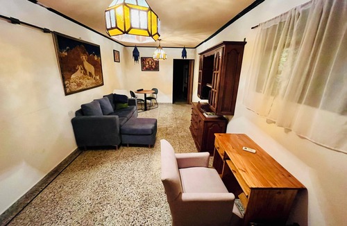 Monte Grande Apartment | Apartment with AC, & WiFi near Ezeiza Airport