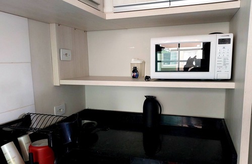 Londrina Apartment | Apartment with air, prox to the racetrack!
