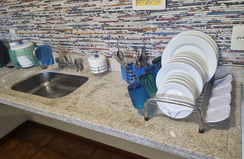 Alto House | Apartment with kitchenette, 2 bedrooms and private bathroom.
