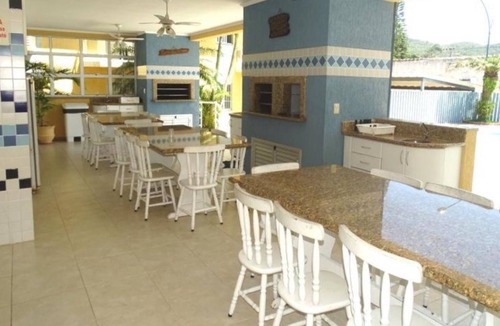 Porto Belo Apartment | Apartment with Pool in Porto Belo