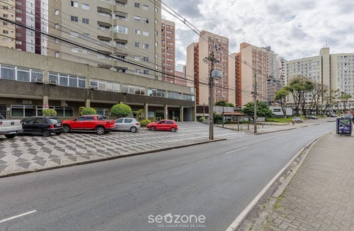 Cristo Rei Apartment | Apartments in a Building 270 m From the Curitiba Botanical Garden - Coss