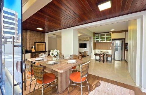 Andorinha Apartment | Apt 4 Quartos com Ar Condicionado 130m da Praia
