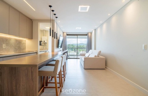 Jurere Apartment | Apt With Balcony and Barbecue in Jurere Ihd0101
