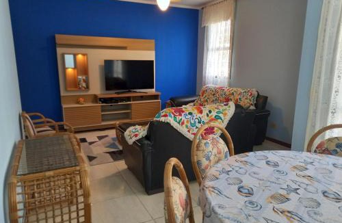 Jardim Tres Marias Apartment | Apto 6 pessoas - Ar e Wi-Fi - praia da Enseada - Guarujá