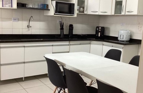 Tupi Apartment | Apto c/2 dorms a 200m da praia | Condo w/2 bedrooms 200m from beach.