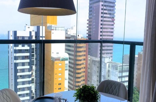Graca Apartment | Apto com Projeto de Decoração Premiado - Vista Mar Piscina Academia Segurança Garagem Lavanderia no Corredor da Vitoria 1503