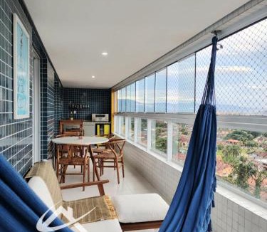Indaia Apartment | Apto com Vista para o Mar em Bertioga, 2 Quartos, Suíte e Churrasqueira