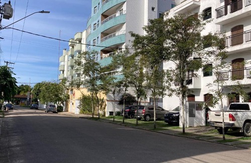 Barra da Lagoa Apartment | Apto equipado e aconchegante perto da praia do Itagua Wifi