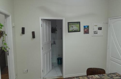 Gonzaga Apartment | Apto Gonzaga a 20m da praia -Ar Split & Pet Friendly