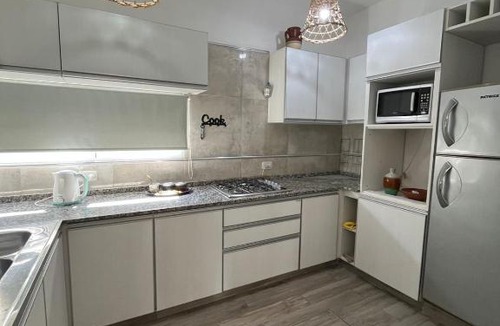 Catamarca Apartment | Apart Lucila- Casa equipada, zona residencial 1 dormitorio, asador y pileta