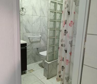 Catamarca House | Habitación con baño Clara