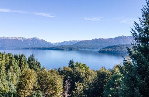Correntoso Apartment | Arauco Loft, triplex de 150 m2 frente al Lago Nahuel Huapi