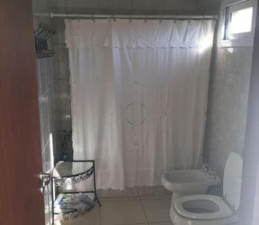 La Poblacion Apartment | Arcángeles del Oeste - Descanso al pie de la montaña