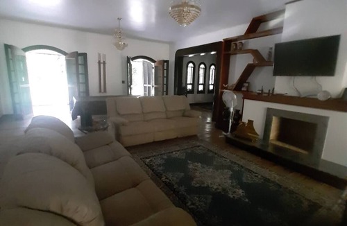 Monteiro Lobato Cottage | Aunt Anastasia's Farm - Grandma's House