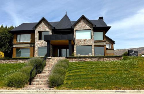 Macrozona Bahia Redonda y Primeros Faldeos Hotel | Ayres de Calafate
