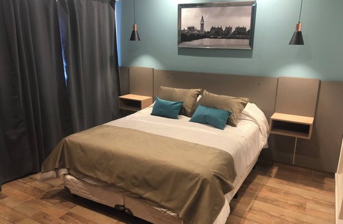 Federal Apartment | Ayres Inn