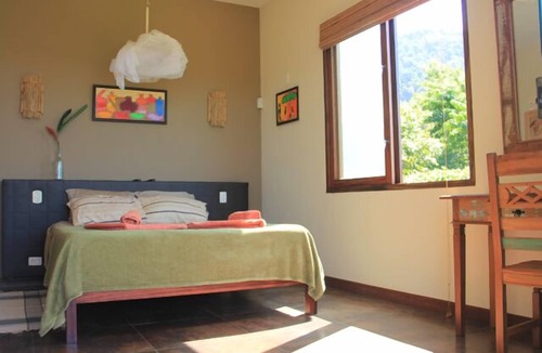 Paraty Bed & Breakfast | B&B with 2 rooms (for 2-4 people) in the Atlantic Forest and 5 km from the center of Paraty