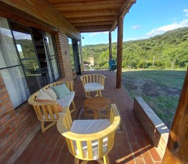 Los Hornillos Ski Chalet | Balcón Natural