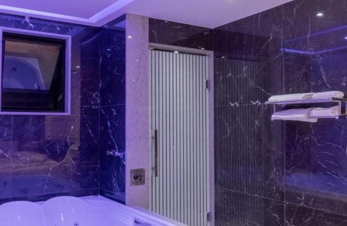 Zona Sul Hotel | BAMBINA HOTEL -Adultos Somente