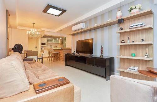 Centro Apartment | Barra Norte, 3 quartos até 8 pessoas, vaga privativa, prédio frente mar