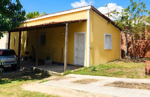 Barreirinhas House | Barreirinhas House, near. Lençois Maranhenses, come with a group of up to 14 people.