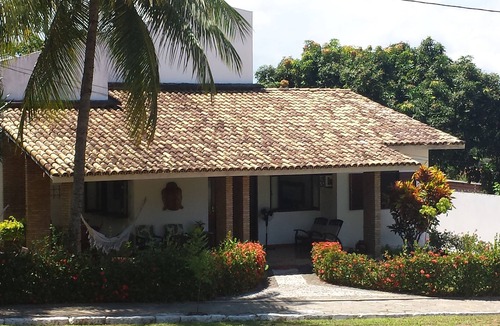 Itaparica House | Beach house, gated community, beach access, sleeps 15 people.