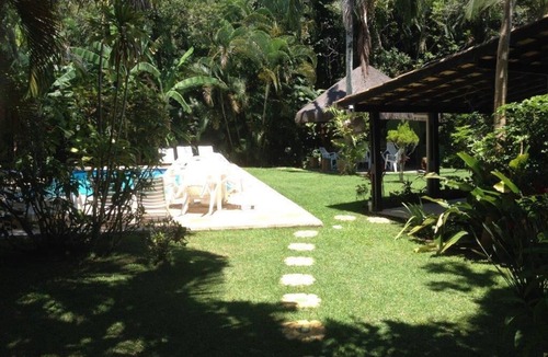 Balneario Praia do Pernambuco House | Beach house with lots of greenery, a true beach country house. 24-hour security.