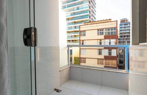 Barra Apartment | Beach Steps Away | Pool/A/C/Parking in Barra