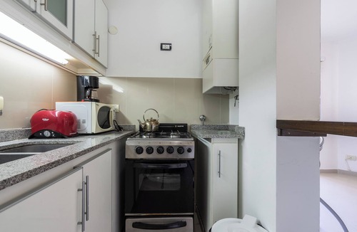 Pinamar Apartment | Beautiful apartment for up to 4 pax, garage and large terrace with its own solarium and barbecue.
