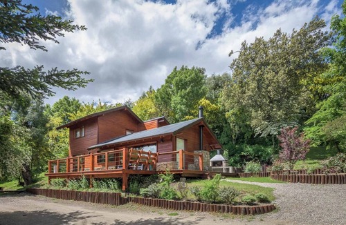 Angostura House | Beautiful house for 6 people in an amazing native Patagonian forest