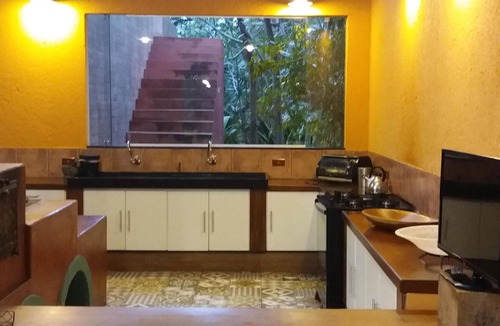 Paranoa House | BEAUTIFUL MANSION IN SOUTH LAKE -ALTIPLANO LESTE FOR UP TO 12 PEOPLE
