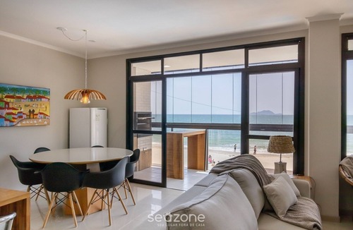 Ingleses Sul Apartment | Beautiful Seaside Apartment With Barbecue Rig0102