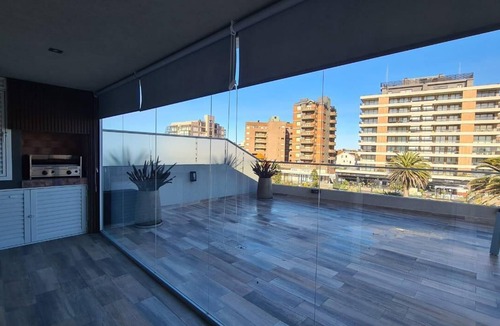 Pinamar Apartment | Beautiful three-room apartment in the center of Pinamar, steps from the sea.